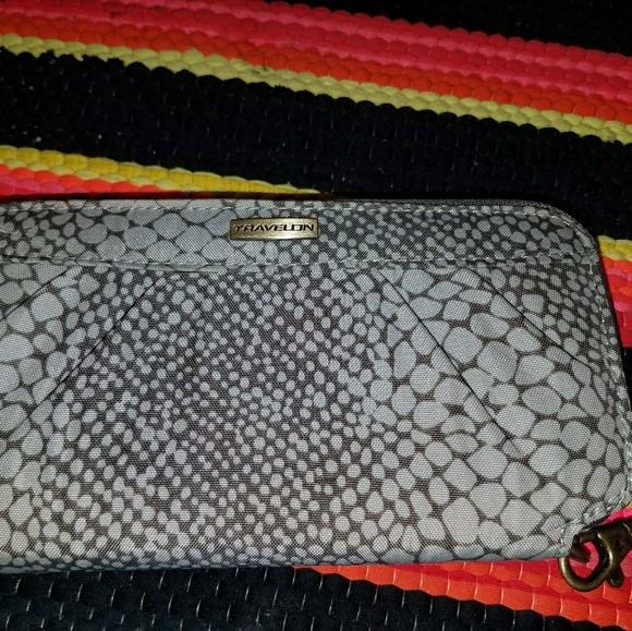 Wallet - Picture 1 of 3